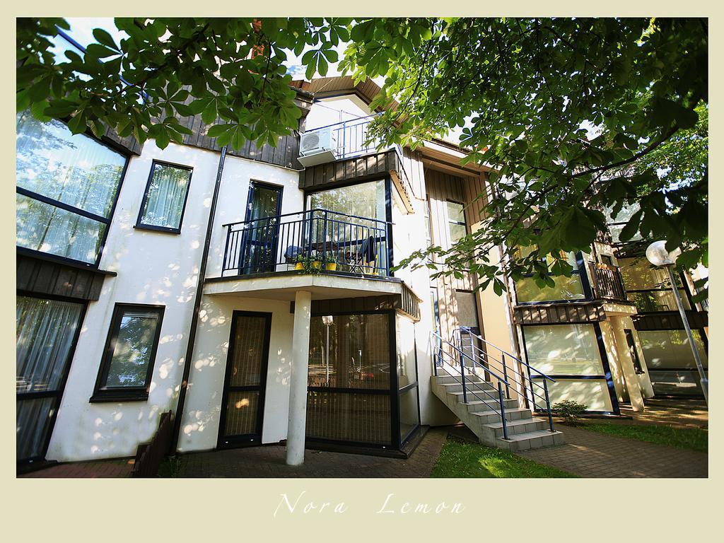Nora Lemon Appartement Nida Buitenkant foto